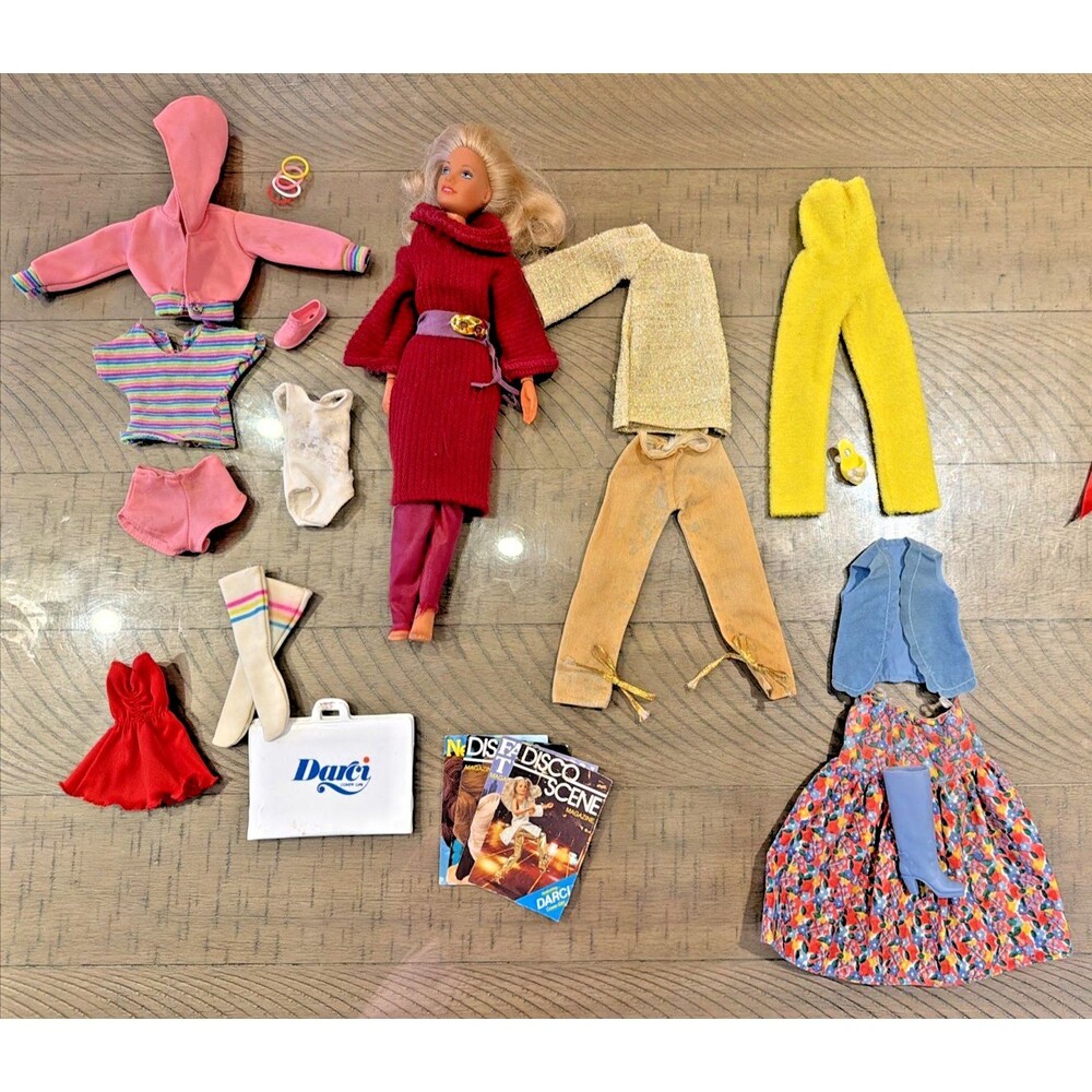 Vintage Kenner Darci Fashion Doll Set Clothes Blonde 1970s Fashion Original